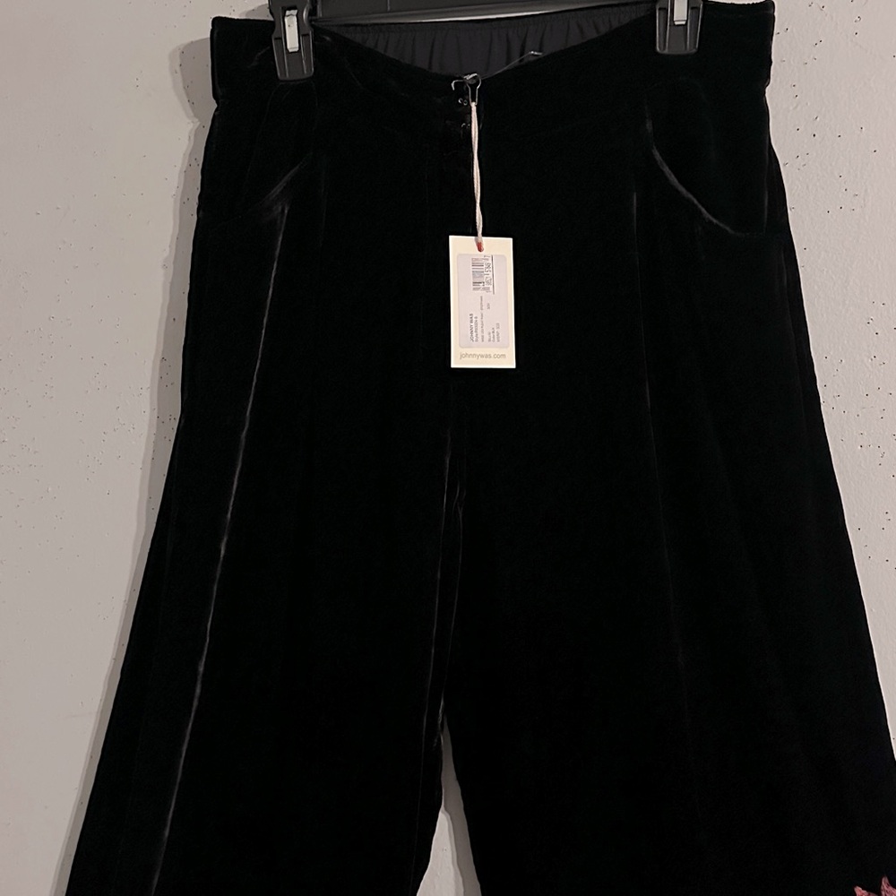 NWT Johnny Was Black Embroidered Wide-Leg Pants with embroidery - Picture 3 of 9